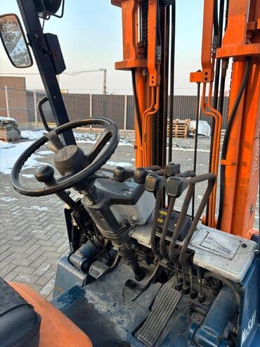 шины на трактор т 40 бу: Погрузчик, Toyota, Колесный, Вилочный — 4