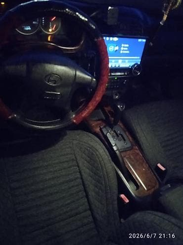 комбинированная: Hyundai Sonata: 2003 г., 2 л, Автомат, Седан — 5