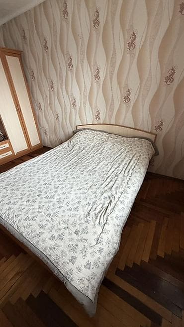 Двуспальная кровать, Б/у, С матрасом, длина - 200 см — 5