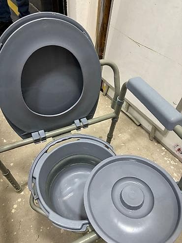 стульчик для туалета: Портативный туалет-стул (коммод) с ведром и крышкой. Сделано в США — 4