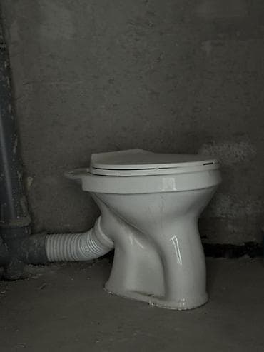 пол б у: Унитаз Напольный, Материал: Фарфор — 1