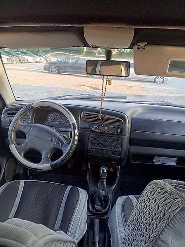 тромблер венто: Volkswagen Vento: 1993 г., 1.8 л, Ручные, Газ, Седан — 3