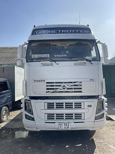 бетонные арыки: Тягач, Volvo, 2000 г., Тентованный — 1