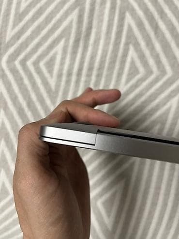 poco 3: Для учебы, Б/у, M1 Pro, ОЗУ, RAM: 8 ГБ — 7