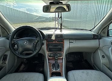 v class: Mercedes-Benz C-Class: 2000 г., 3.2 л, Автомат, Бензин, Седан — 5