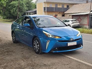 prius: Toyota Prius: 2022 г., 1.8 л, Вариатор, Гибрид, Седан — 1