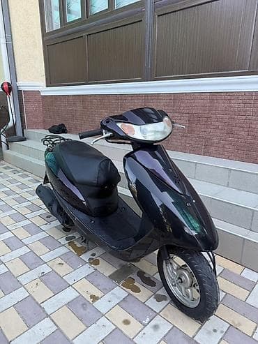японские мопеды: Скутер Honda (японская сборка), компактный городской 50 см³ класс — 7