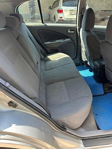 rf 2: Nissan Almera: 2003 г., 1.5 л, Механика, Бензин, Хэтчбэк — 7