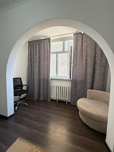 Недвижимость: 3 комнаты, 102 м² — 3
