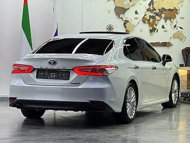 дженезис джи 70: Toyota Camry: 2018 г., 2.5 л, Вариатор, Гибрид, Седан — 5