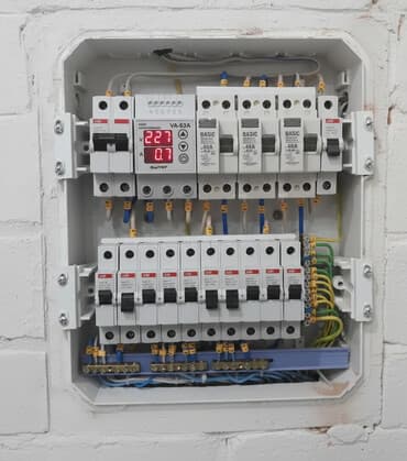 сколько стоит вскрыть дверь в квартиру: Ремонт квартира и офис под ключ, Электромонтаж и сантехнические работы — 2