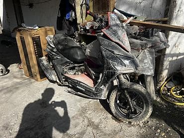 110 кубов: 125 куб. см, Бензин — 1