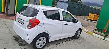 Транспорт: Chevrolet Spark: 2017 г., 1 л, Автомат, Бензин, Хетчбек — 4