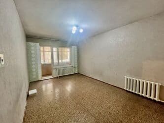 2 комнаты собственник: 1 комната, 40 м², 105 серия, 1 этаж, Старый ремонт — 3