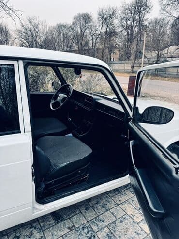 на ваз 2101: ВАЗ (ЛАДА) 2107: 2010 г., Седан — 1