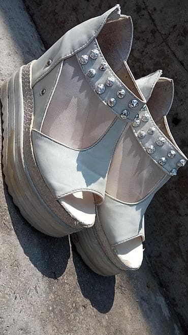 обувь летний: Босоножки на платформе, белые - Модель: закрытая пятка и боковины с — 4