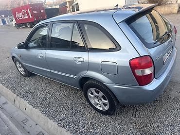 crown 204: Mazda 323: 2001 г., 1.6 л, Механика, Бензин, Хэтчбэк — 5