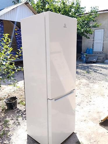tcl 55: Холодильник Indesit, Двухкамерный — 1