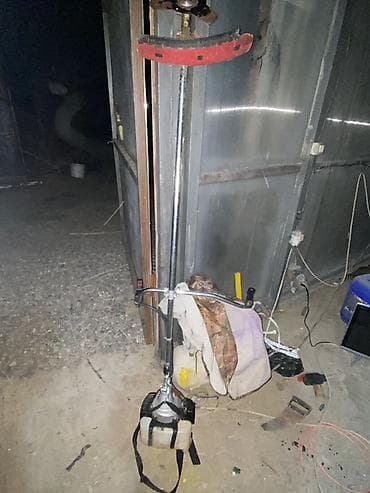 Все для дома и сада: Бензокоса/триммер с двуручной рукояткой Описание: - Плечевой — 1