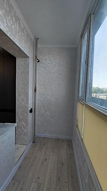 квартира исито: 1 комната, 25 м², 1 этаж — 4