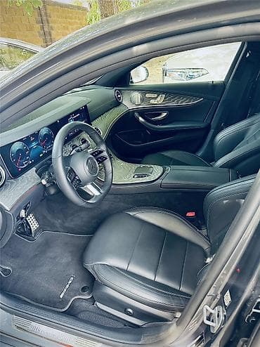 byd e1: Mercedes-Benz E-Class: 2020 г., 2 л, Бензин — 3