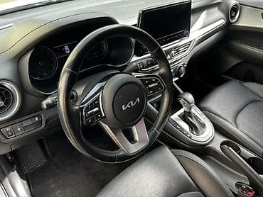 geely coolray: Kia K3: 2021 г., 1.6 л, Вариатор, Бензин, Седан — 8