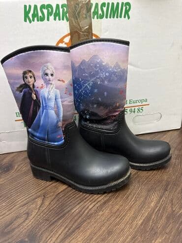 дождевой: Детские резиновые сапоги, предназначенные для дождливой погоды и — 3