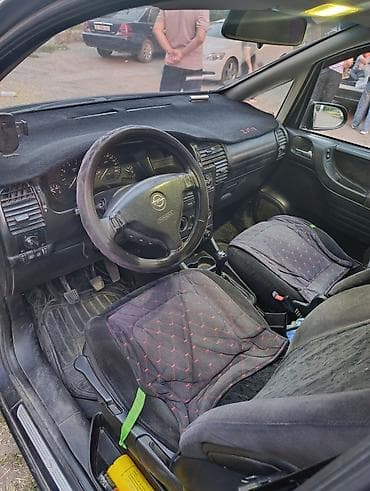 sprinter 315: Opel Zafira: 2001 г., 1.8 л, Механика, Бензин, Минивэн — 4