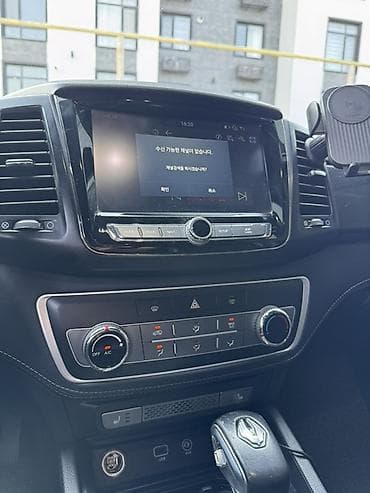 range over: Ssangyong Rexton: 2019 г., Автомат, Дизель, Внедорожник — 8
