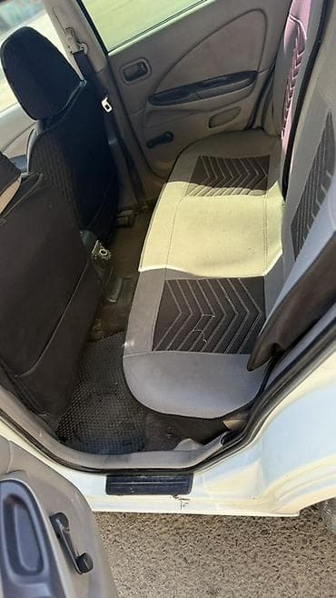 Продажа авто: Nissan Almera: 2021 г., 1.5 л, Механика, Бензин, Хэтчбэк — 6
