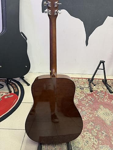 riff: Yamaha f310, оригинал, акустическая, 6 струн * Корпус — 2