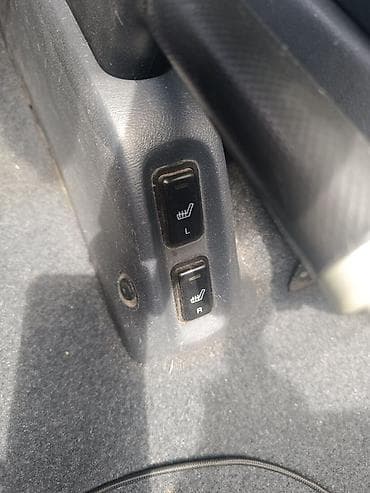 двер на хонда фит: Honda Civic: 2002 г., Хэтчбэк — 6
