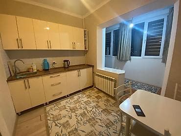 18: 2 комнаты, 63 м², Индивидуалка, 12 этаж, Косметический ремонт — 1