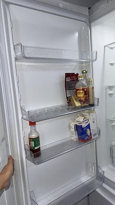 mini refrigerator: Холодильник Indesit, Двухкамерный, Total no frost — 5