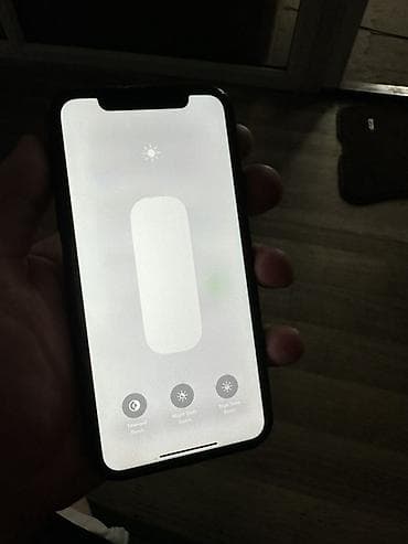 13 iphone: IPhone Xr, Б/у, 64 ГБ, Черный, Чехол, 82 % — 4