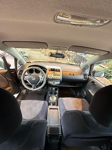 кассеты аудио: Honda Jazz: 2007 г., 1.4 л, Автомат, Бензин, Хэтчбэк — 3