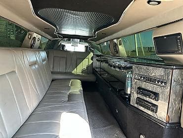 акардеон сатылат: Лимузин Chrysler 300C Stretch, белый - Длинная база с фирменным — 2