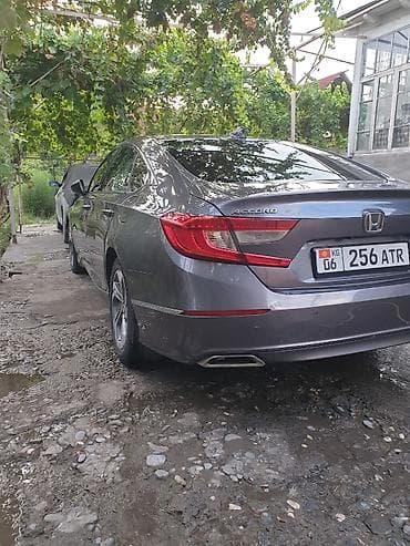 монитор 240 герц: Honda Accord: 2019 г., 2 л, Автомат, Бензин, Седан — 4