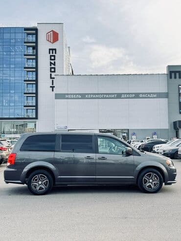 машина за 5 тысяч долларов: Dodge Caravan: 2019 г., 3.6 л, Автомат, Бензиновая, Минивэн — 4