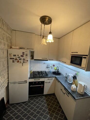 кровать белый: Кухонный гарнитур, цвет - Белый, МДФ — 1