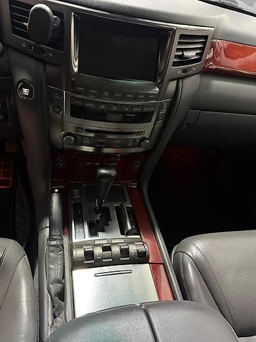 200: Lexus LX: 2008 г., 5.7 л, Автомат, Бензин, Внедорожник — 10