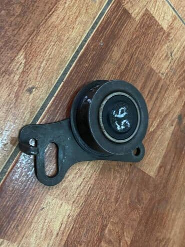 запчасти на мицубиси паджеро 2: Mitsubishi 4D56 натяжитель, Митсубиси ролик с натяжителем Натяжитель — 3