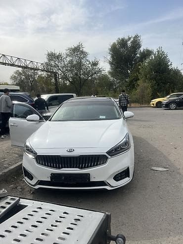 Kia K7: 2018 г., 3 л, Автомат, Газ, Седан