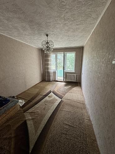 Кыймылсыз мүлк: 2 бөлмө, 46 м², 3 кабат, Эски ремонт — 1