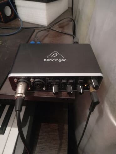 Модемдер жана тармак жабдуулары: Срочно продаю!!! почти новая.Студийный комплект behringer u-phoria — 2