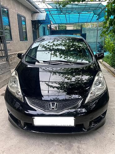 spark 2018: Honda Fit: 2010 г., 1.5 л, Автомат, Бензин, Хэтчбэк — 1