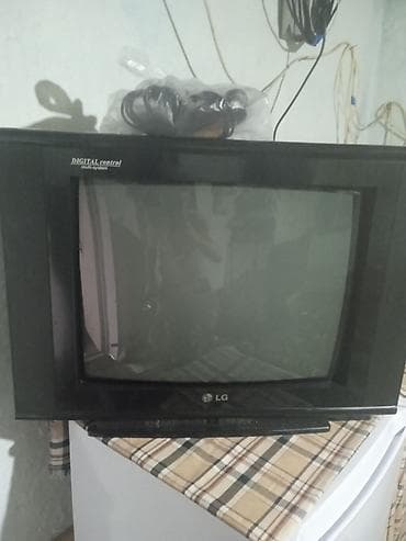ТВ и видео: Телевизор LG (ЭЛТ) + цифровой тюнер Oriel/Orion OX-710 T2 с пультом — 2
