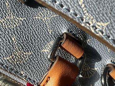 фирменные часы: Продаю сумку JOOP! Новую со всеми этикетками! закрывается магнитной — 3