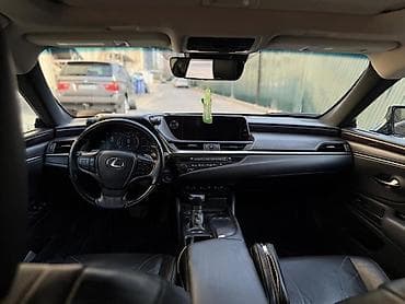 салон машины: Lexus ES: 2019 г., 2.5 л, Автомат, Бензин, Седан — 8