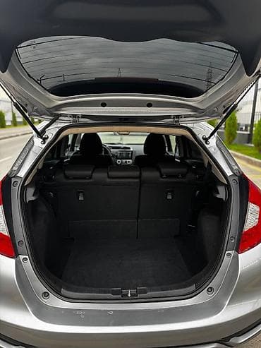 Транспорт: Honda Fit: 2019 г., 1.5 л, Вариатор, Бензин, Хэтчбэк — 5